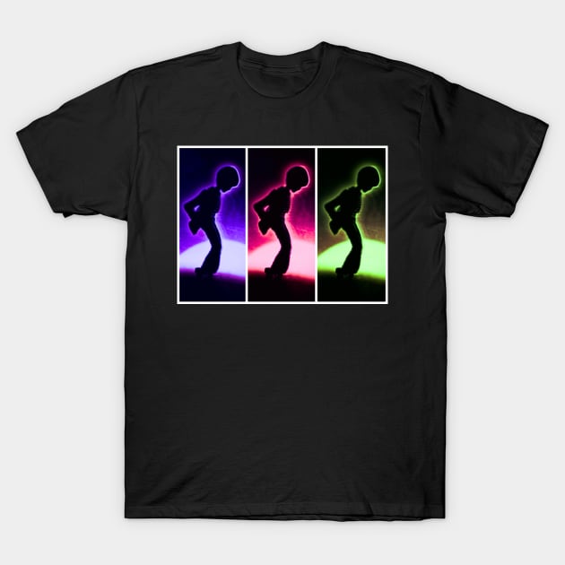 Radar Moonwalking on the moon (tricolor) T-Shirt by SandiaOFC